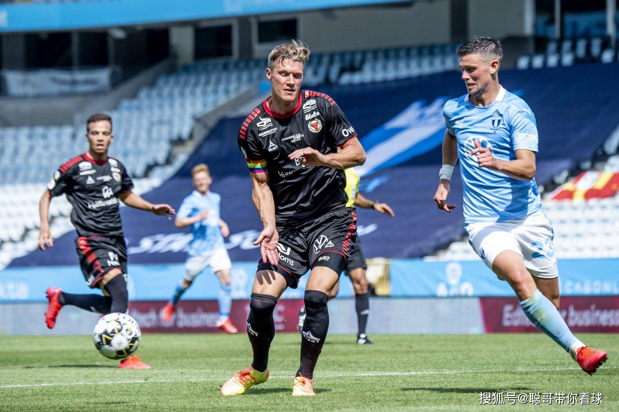 瑞典队惊险晋级，球迷呐喊欢呼狂喜的简单介绍