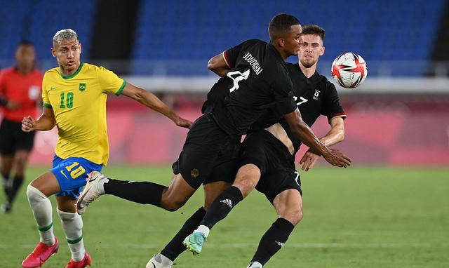 亚特兰大客场逼平强敌，表现坚挺不败的简单介绍