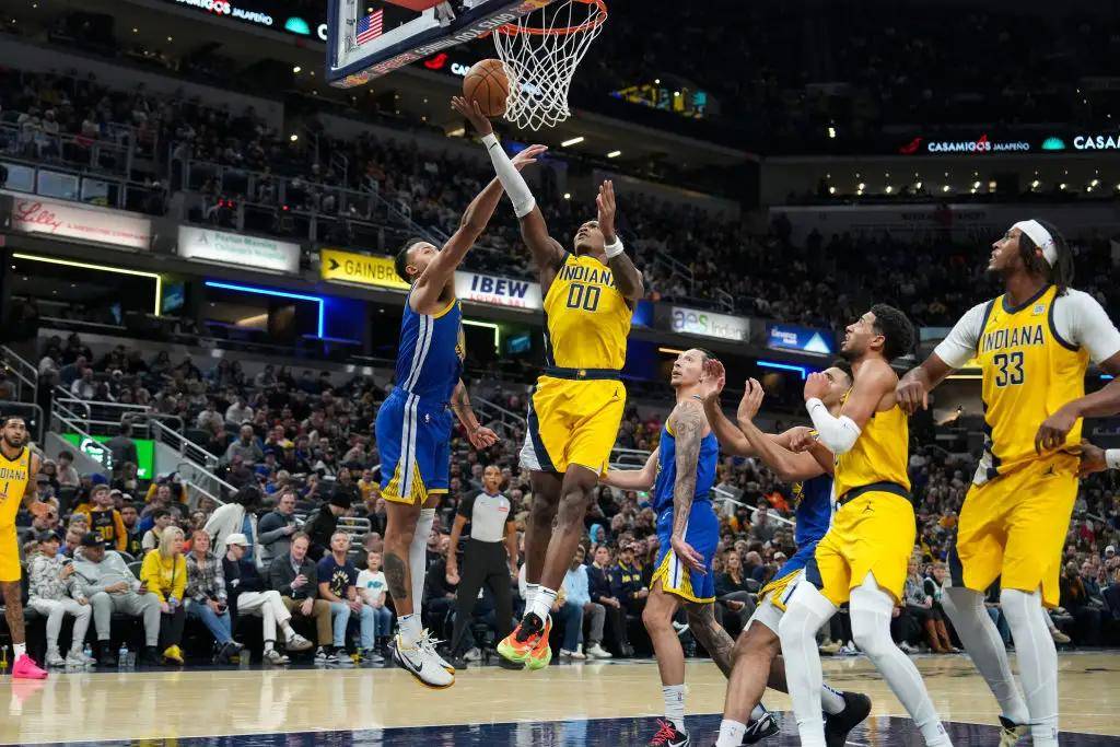 aoa体育活动-尼克斯主场胜鹈鹕，三连胜助力提升士气的简单介绍