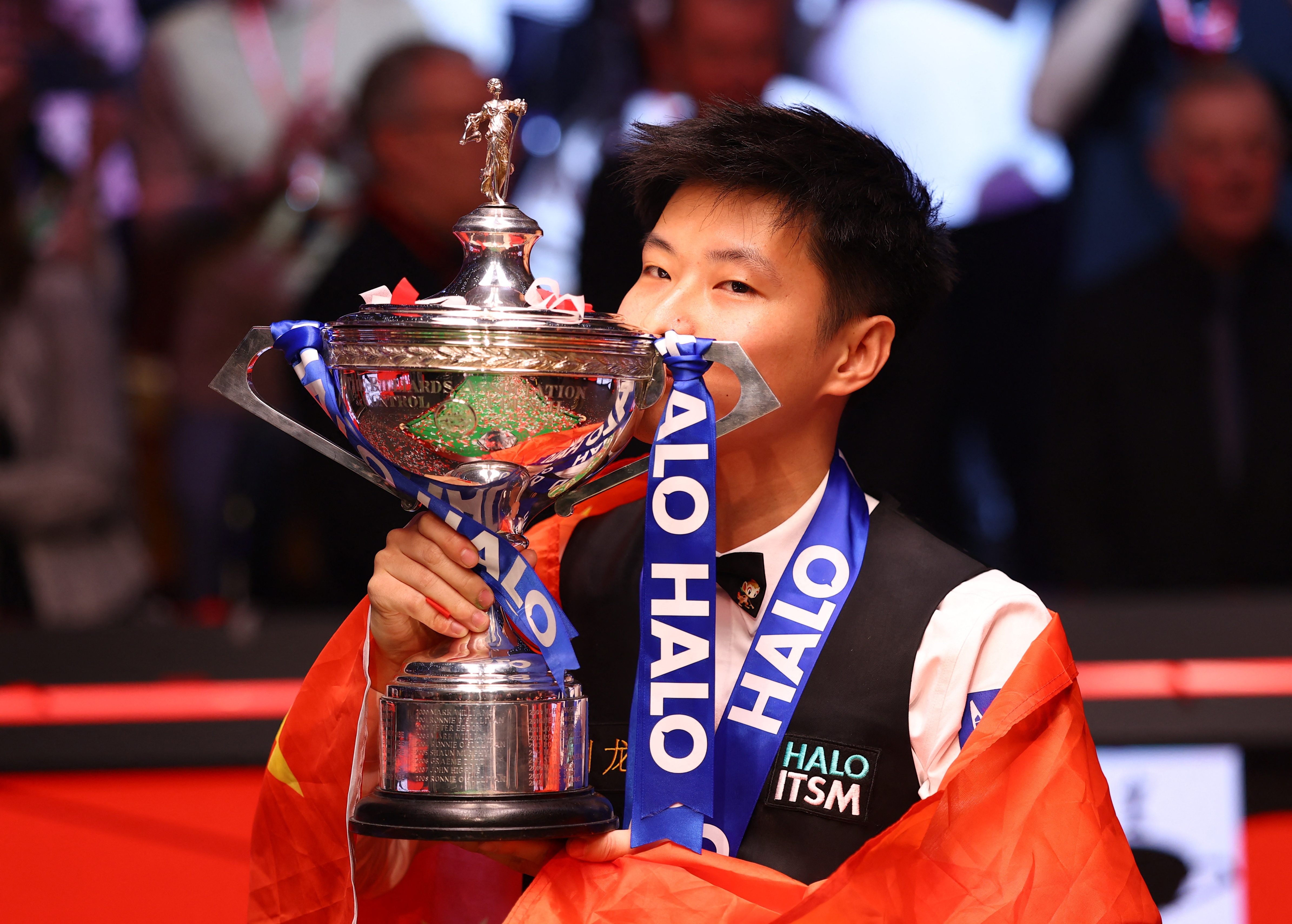 精湛技艺的球员在比赛中展现出色实力