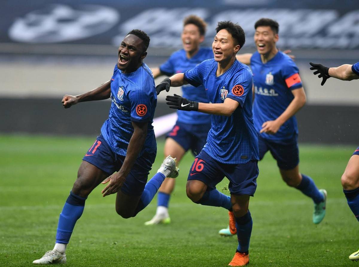 中超球队亚冠表现抢眼,赛场风采令人瞩目的简单介绍 中超球队亚冠表现抢眼,赛场风采令人瞩目的简单介绍