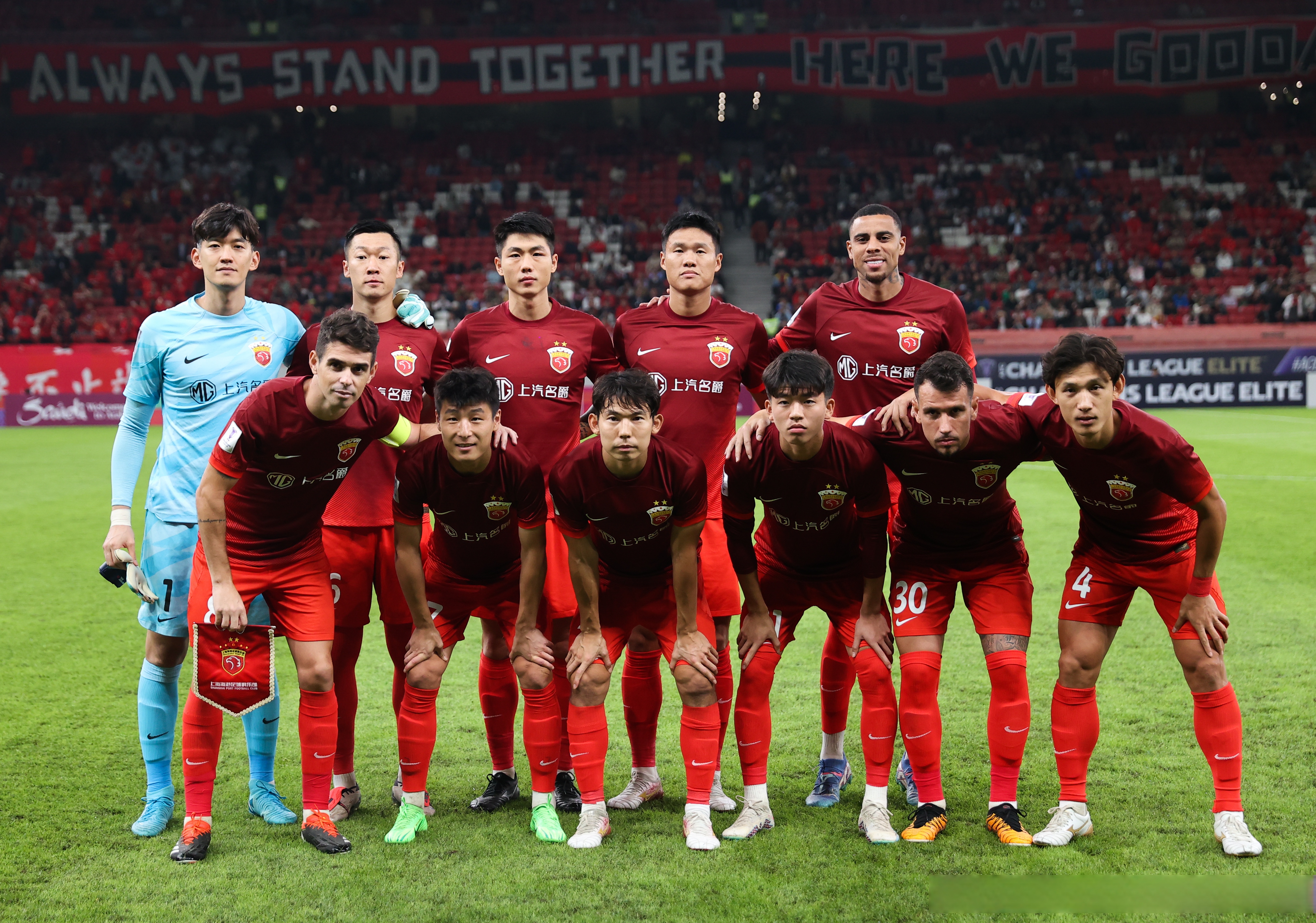 大联盟足球赛事热闹开幕,球迷热情洋溢的简单介绍 大联盟足球赛事热闹开幕,球迷热情洋溢的简单介绍