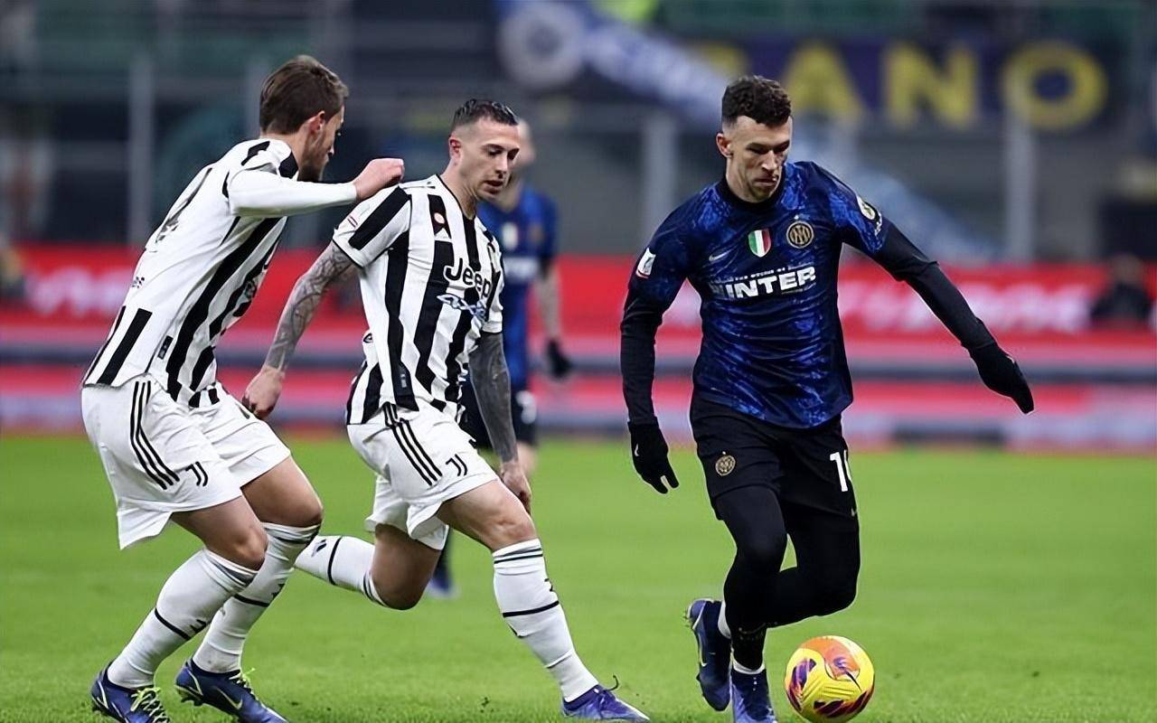 包含尤文图斯客场逆转国际米兰,取得关键胜利的词条 包含尤文图斯客场逆转国际米兰,取得关键胜利的词条