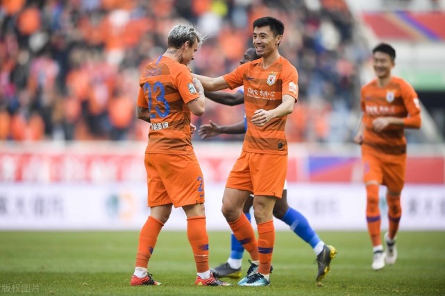 国内冠军联赛半决赛即将开打，四强球队实力均衡的简单介绍