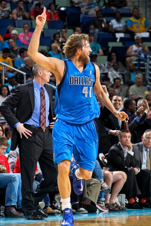 小牛胜黄蜂,取得新赛季主场首胜 小牛胜黄蜂,取得新赛季主场首胜