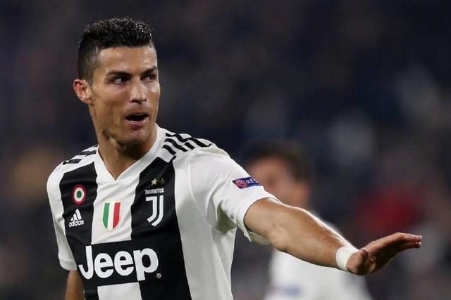 包含尤文AC米兰双雄对决：C罗梅西双双破门，尤文图斯3-2胜米兰！的词条