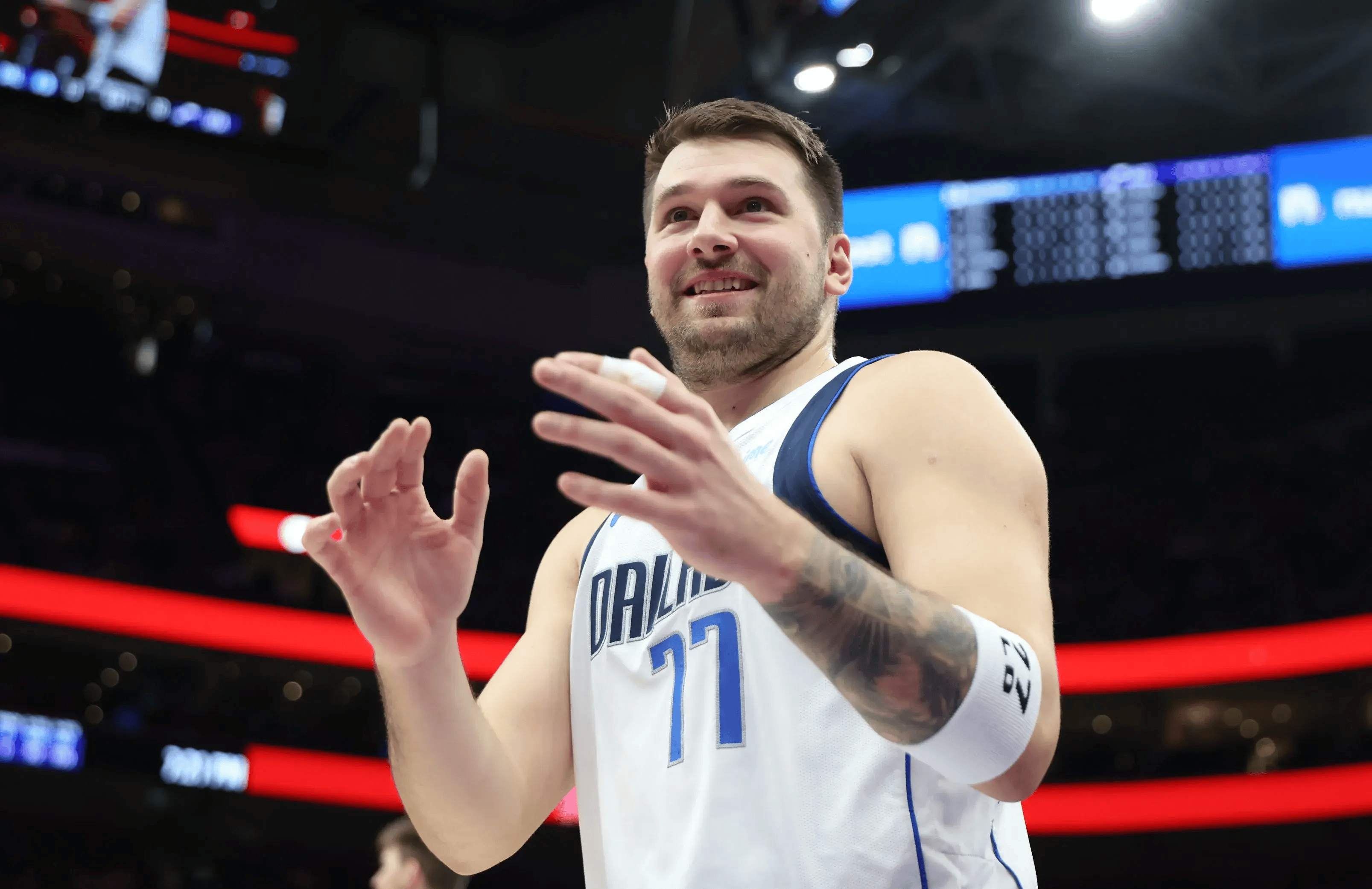 独行侠主场大胜爵士,迎来四连胜! 独行侠主场大胜爵士,迎来四连胜!