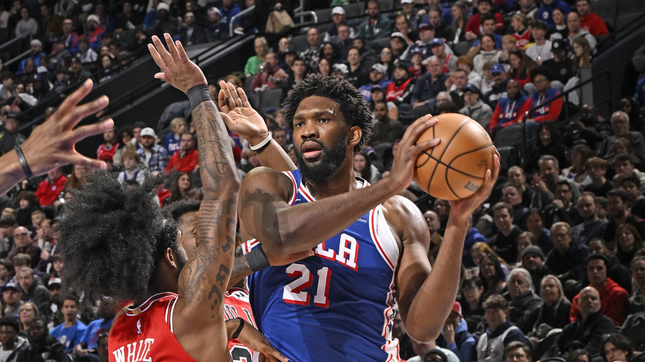 aoa体育教练-恩比德率队力克活塞，76人轻取公牛