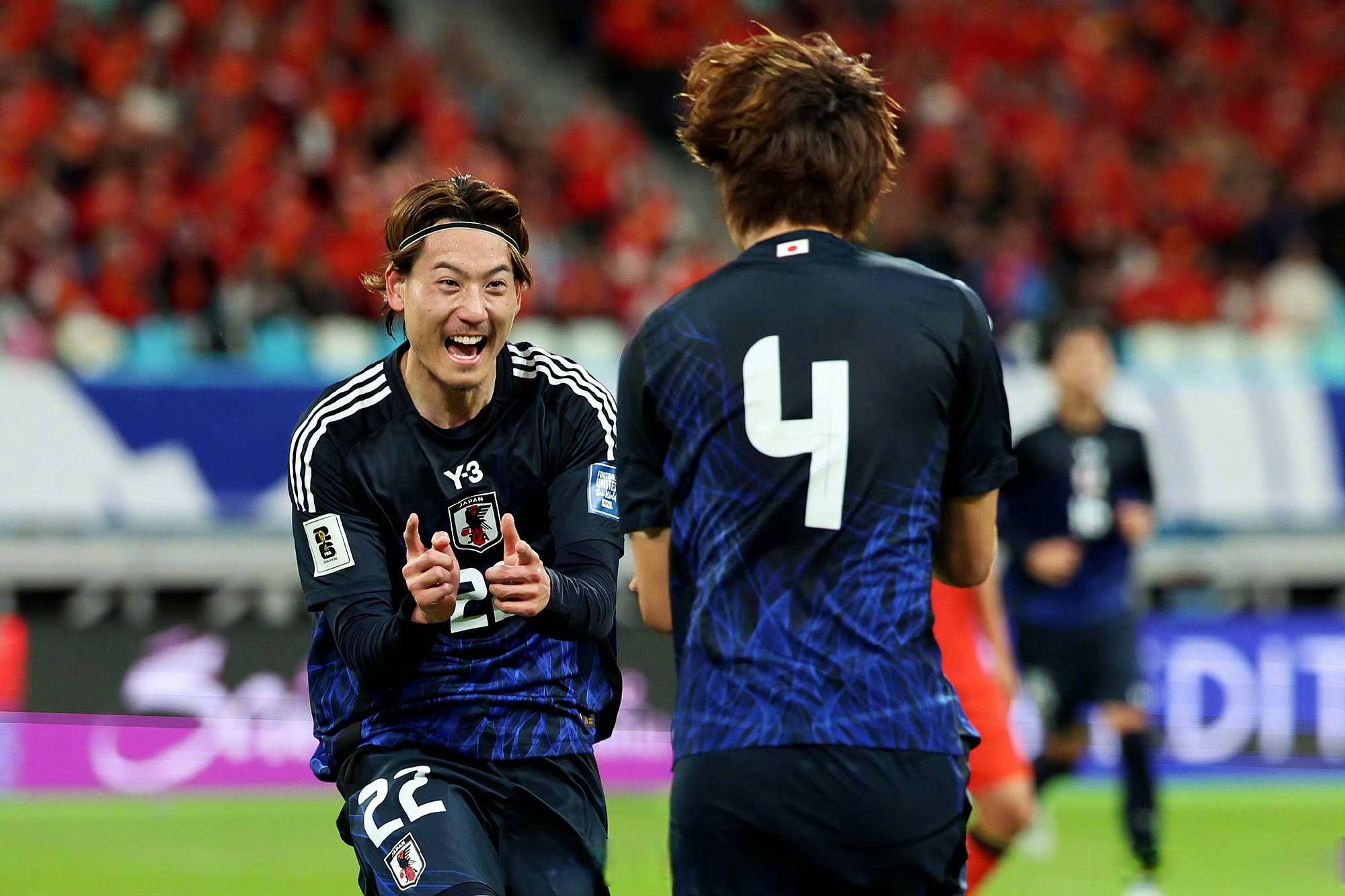 瞩目之战!球员们在关键比赛中展现出色实力 瞩目之战!球员们在关键比赛中展现出色实力