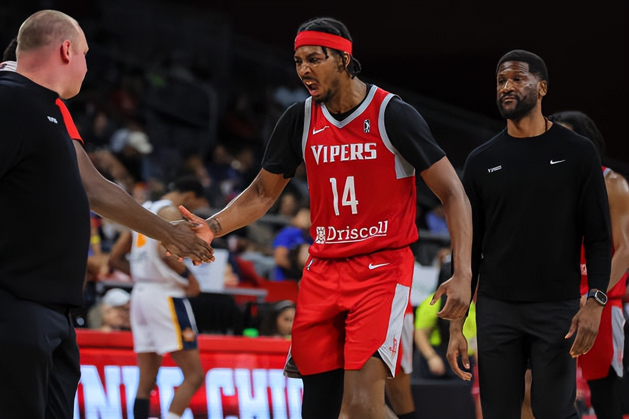 热火核心因伤休战两周,球队实力受损的简单介绍 热火核心因伤休战两周,球队实力受损的简单介绍