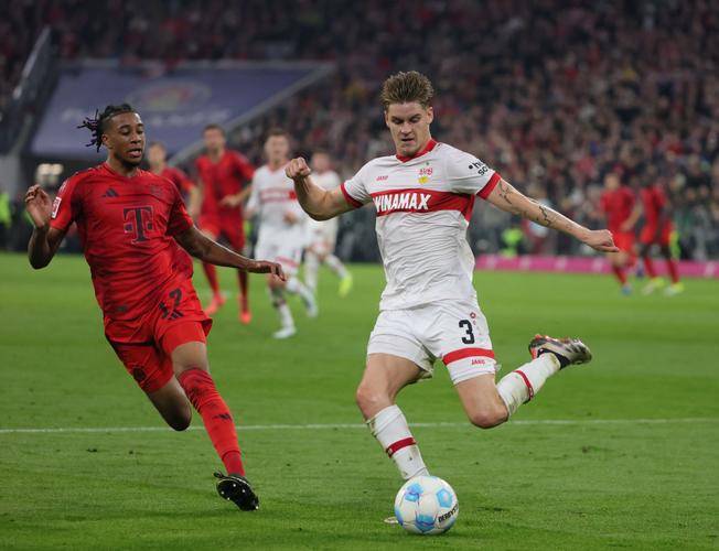 aoa体育活动-包含斯图加特遭遇连败，保级形势严峻的词条